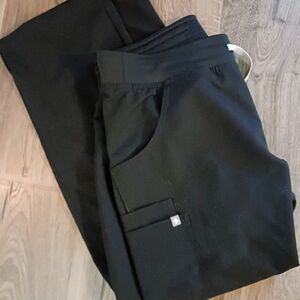 Figs womens med petite pants